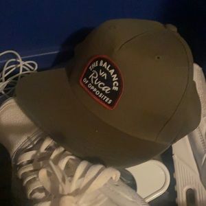 RVCa SNAPBACK